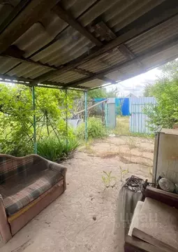 Дом в Волгоградская область, Волгоград Дзержинец СНТ, Степной массив, ...