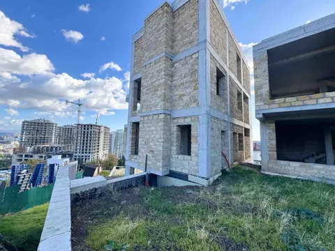 Дом в Крым, Алушта ул. Западная (282 м)