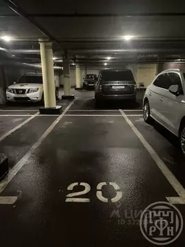 Гараж в Санкт-Петербург Большеохтинский просп., 16к1Б (15 м)