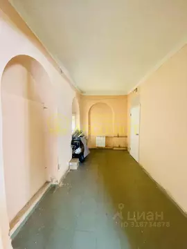 Торговая площадь в Свердловская область, Ревда ул. Карла Либкнехта (66 ...