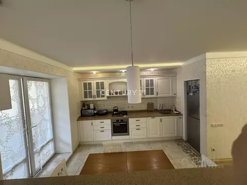 5-к кв. Тверская область, Тверь ул. 1-я Трусова, 1 (160.0 м)