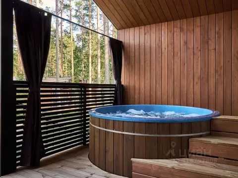 Дом в Ленинградская область, Выборгский район, Полянское с/пос, пос. ...