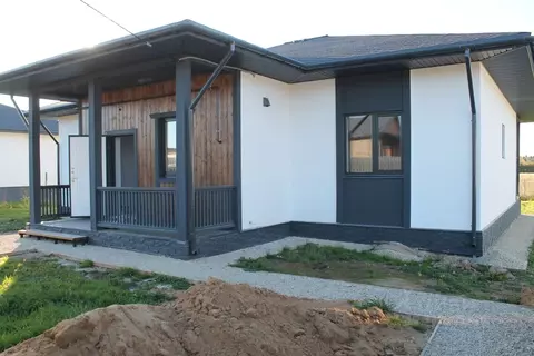 Дом в Калужская область, Жуковский муниципальный округ, Чубарово ...