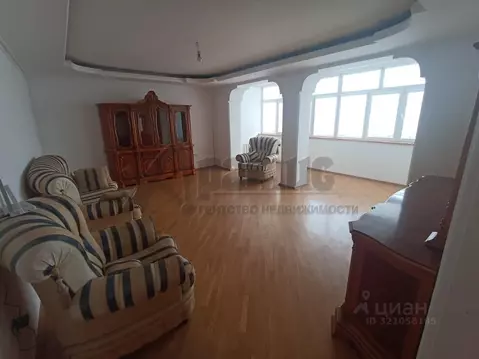 3-к кв. Северная Осетия, Владикавказ просп. Коста (110.0 м)