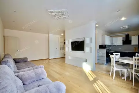 3-к кв. Санкт-Петербург Кременчугская ул., 9К1 (101.6 м)