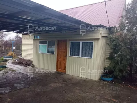 Дом в Волгоградская область, Новониколаевский рп пер. Красноармейский ...