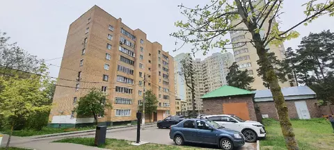 Продается 2-комнатная квартира