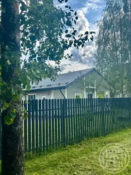 Дом в Ленинградская область, Гатчинский район, Вырица городской ...