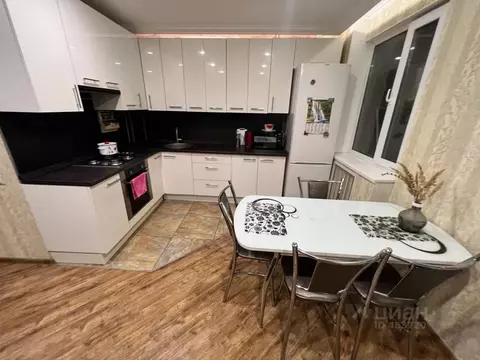 2-к кв. Московская область, Серебряные Пруды муниципальный округ, пос. ...