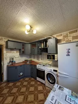 3-к кв. Белгородская область, Старый Оскол Революционная ул., 48 (62.0 ...