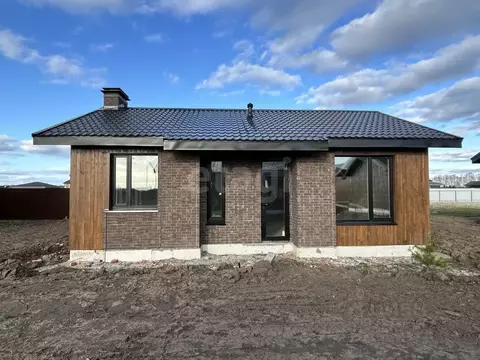 Дом в Тюменская область, Тюменский муниципальный округ, с. Перевалово, ...