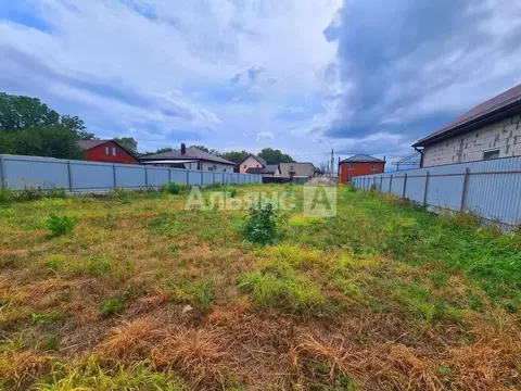 Участок в Краснодарский край, Усть-Лабинск ул. Короткая (7.0 сот.)