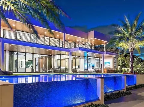 Дом в Краснодарский край, Сочи Виноградная ул., 35/14 (1865 м)