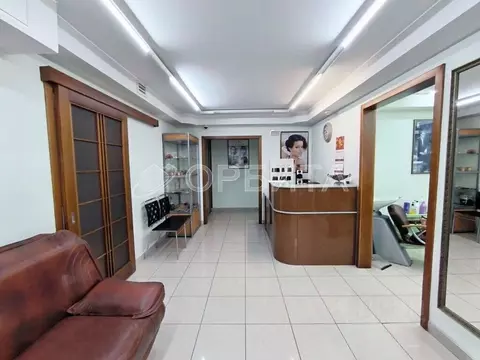 Помещение свободного назначения в Тюменская область, Тюмень ул. ...