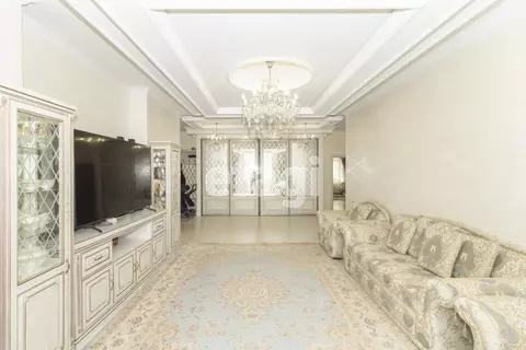 3-к кв. Тюменская область, Тюмень ул. Малыгина, 90 (147.2 м)