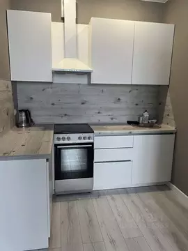 1-к кв. Тюменская область, Тюмень ул. Фармана Салманова, 24 (43.0 м)