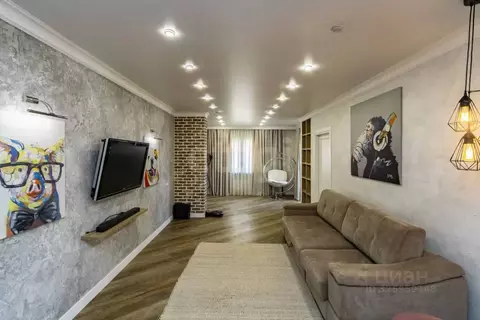 2-к кв. Тюменская область, Тюмень ул. Максима Горького, 68 (71.2 м)