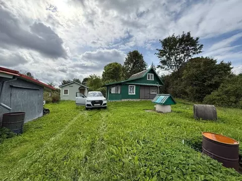 Дом в Ленинградская область, Лужский район, Володарское с/пос, д. ...