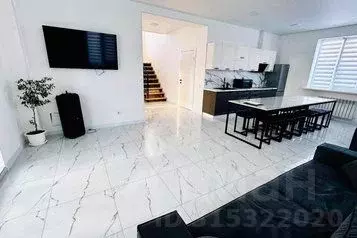 Дом в Татарстан, Казань ул. Александра Ключарева, 15Ж (245 м)