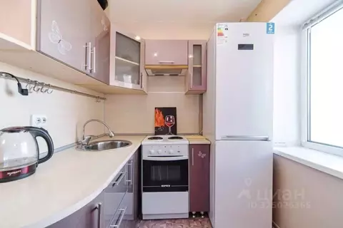 3-к кв. Амурская область, Благовещенск Зейская ул., 190 (55.9 м)