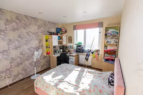 3-к кв. Удмуртия, Ижевск ул. 10 лет Октября, 93 (72.1 м)