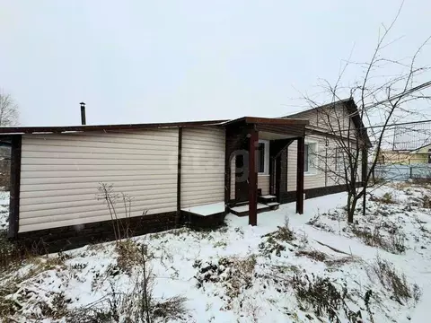 Дом в Кировская область, Киров Красный Химик мкр, ул. Фабричная, 1А ...