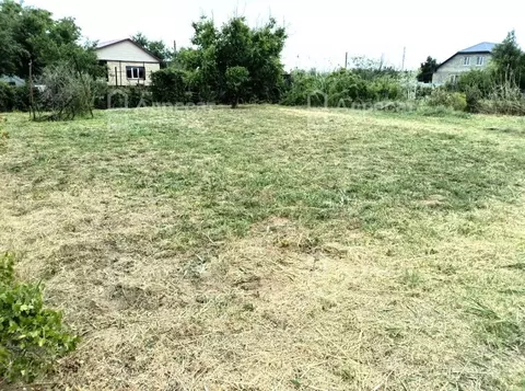 Участок в Волгоградская область, Светлоярский район, Кировское с/пос, ...