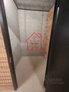 Гараж в Свердловская область, Екатеринбург ул. Академика Ландау, 7Б (2 ...