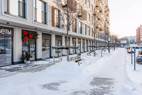 Помещение свободного назначения в Тюменская область, Тюмень ул. ...