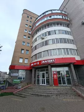 Торговая площадь в Кировская область, Киров ул. Горького, 25к1 (182 м)