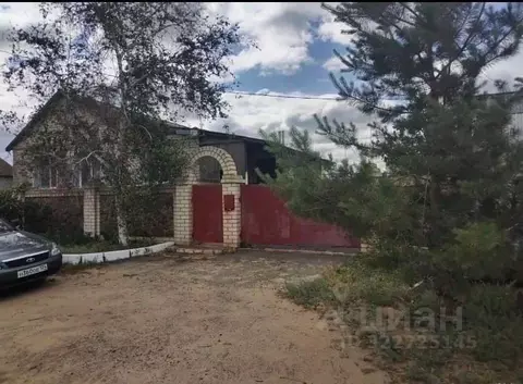 Дом в Волгоградская область, Иловля рп ул. Урожайная (84 м)