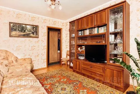 2-к кв. Белгородская область, Старый Оскол Интернациональный мкр, 42 ...