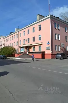 Помещение свободного назначения в Алтайский край, Барнаул ул. ...