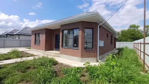 Дом в Краснодарский край, Динской район, Новотитаровская ст-ца ...