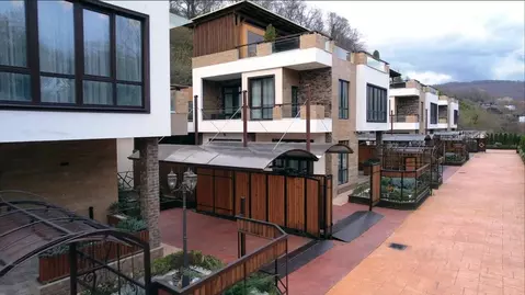 Дом в Краснодарский край, Сочи городской округ, с. Казачий Брод ул. ...