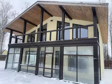 Дом в Ленинградская область, Гатчинский муниципальный округ, д. Дони  ...