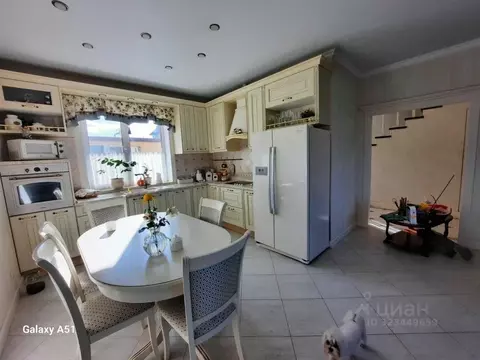 Таунхаус в Свердловская область, Екатеринбург ул. Цыганская, 45 (102 ...