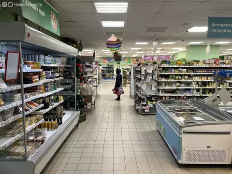 Торговая площадь (583.6 м)