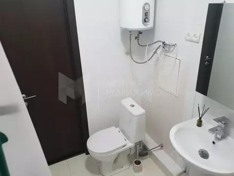 2-к кв. Тюменская область, Тюмень ул. Котовского, 10 (51.0 м)