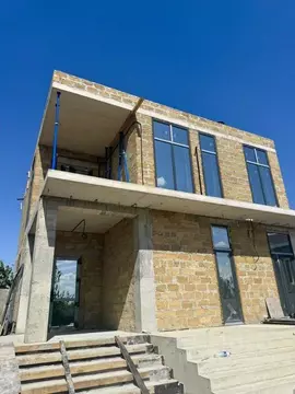 Дом в Крым, Симферопольский район, с. Мирное ул. Солнечная (170 м)