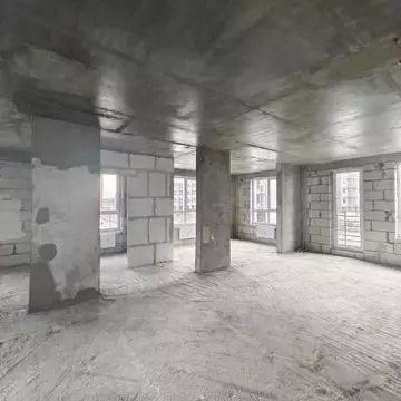 Продается 4-комнатная квартира