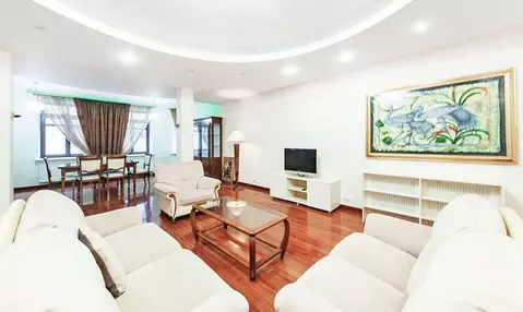 3-к кв. Москва Малый Каковинский пер., 8 (160.0 м)