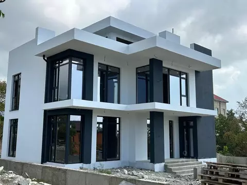 Дом в Краснодарский край, Геленджик Просторная ул. (330 м)