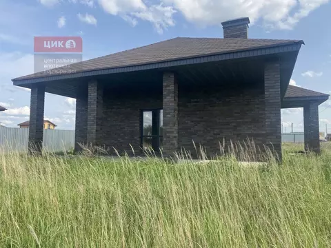 Дом в Рязанская область, Рязанский район, Дубровическое с/пос, с. ...