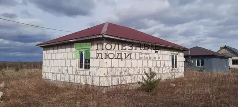 Дом в Орловская область, Орловский район, д. Образцово туп. ...