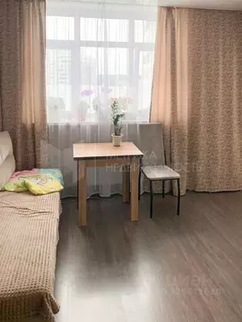 Студия Тюменская область, Тюмень ул. Первооткрывателей, 10 (30.0 м)