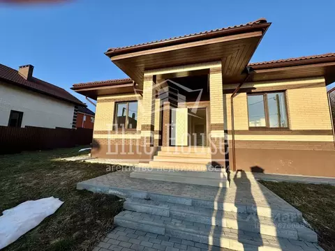 Дом в Калужская область, Калуга городской округ, д. Желыбино ул. ...