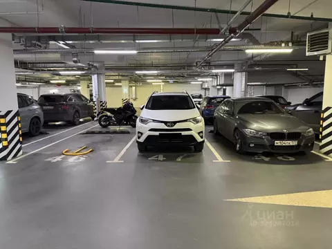 Гараж в Москва Большая Филевская ул., 3к1 (14 м)