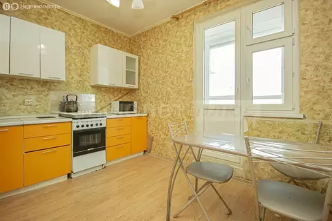 3-комнатная квартира: посёлок городского типа Боброво, Крымская улица, ...