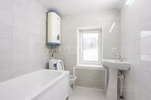 Дом в Саратовская область, Саратов ул. Имени В.С. Зарубина, 54 (49 м)